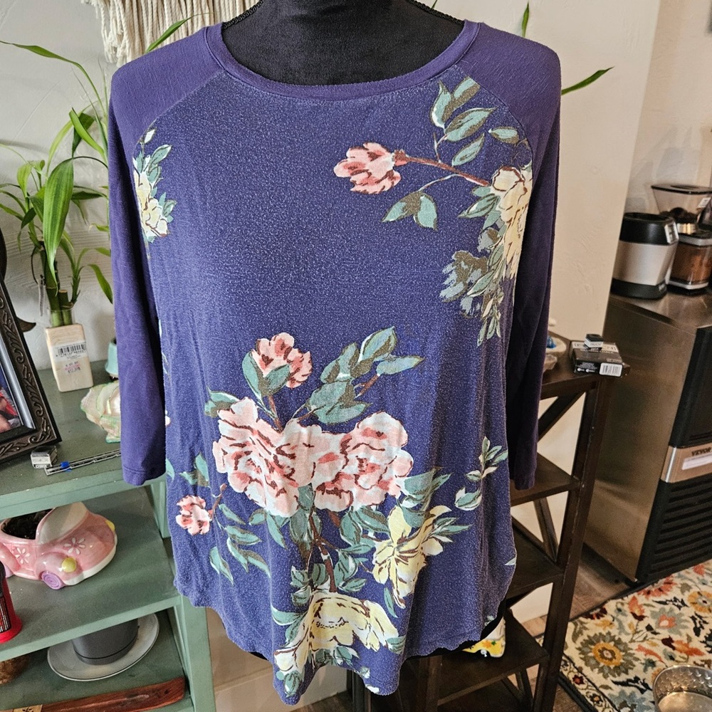 Maurices 24/7 Purple Floral Raglan Sleeve Tunic